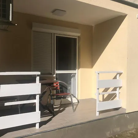 Szieszta Szofia 公寓 *